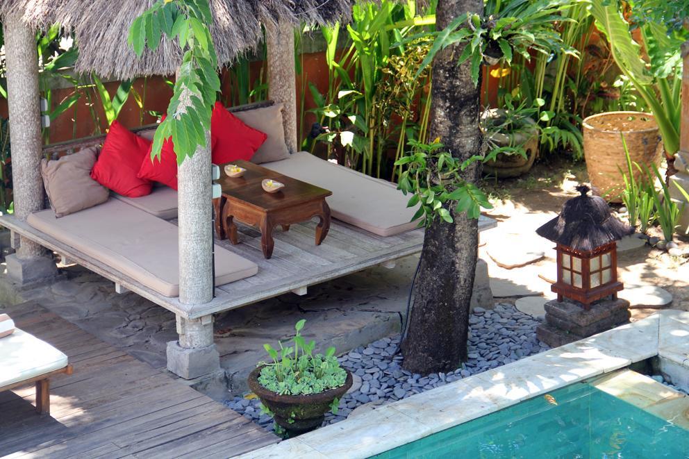 Papaya Guesthouse Canggu Extérieur photo